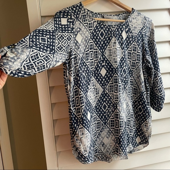 Blue and White Half-Sleeved Vero Moda Too - Picture 3 of 5